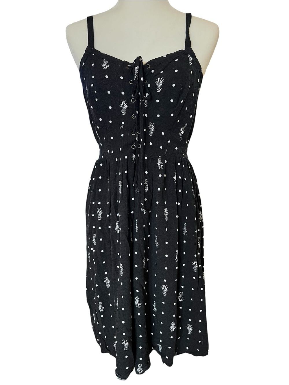 Torrid Black Polka Dot & Pineapple Sundress Tie-Front. Size 0 (size 10)